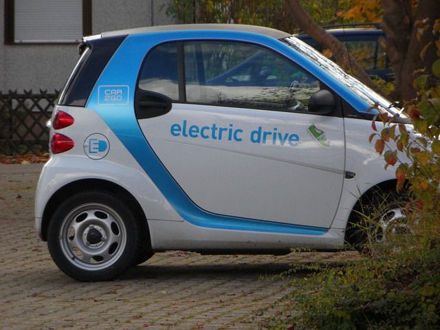 Ładowarki mobilne - niezbędny atrybut kierowcy pojazdu elektrycznego